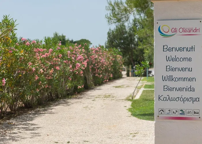 Gli Oleandri Tatil Evi *